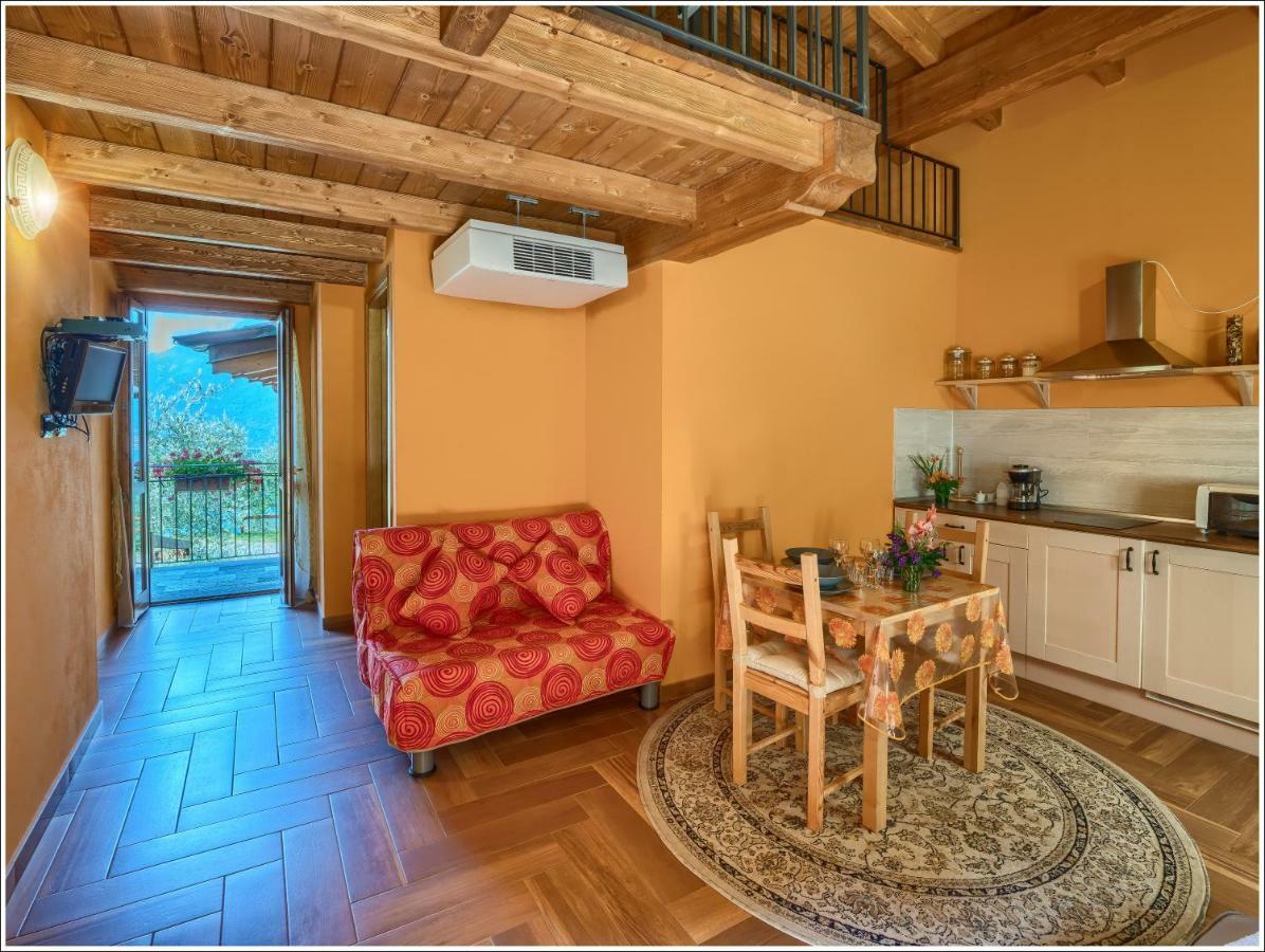 Fantastica Casa Poppo Apartment Bellano Bagian luar foto